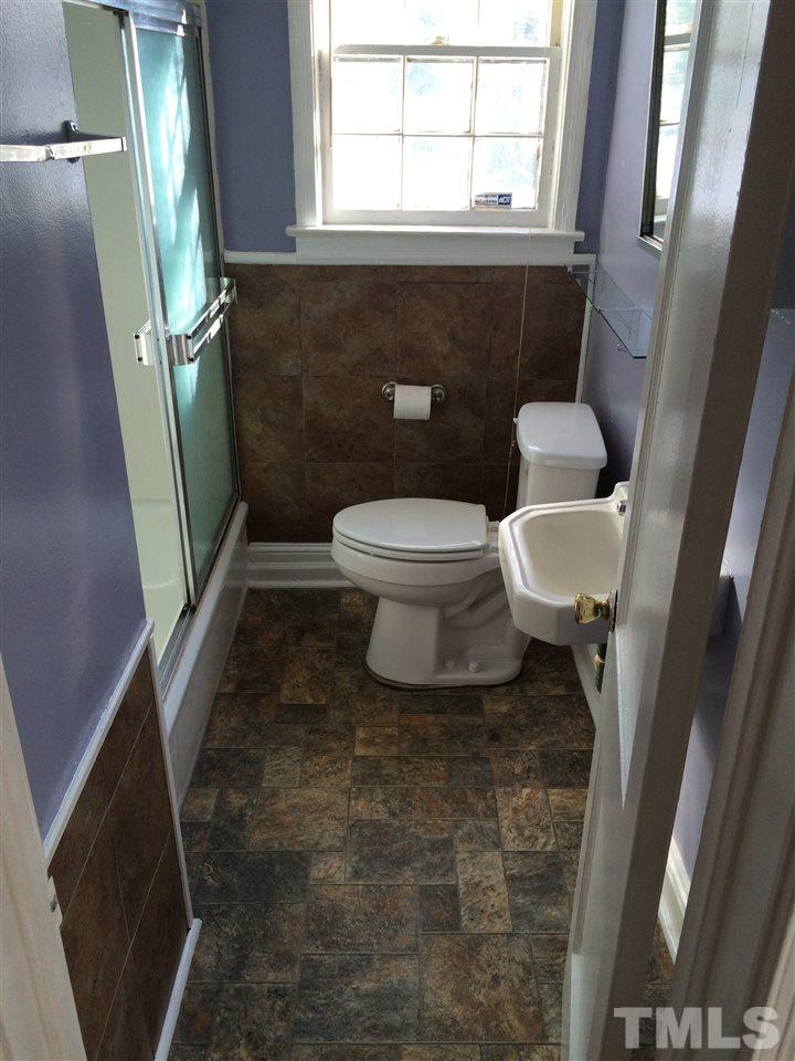 712 Hamilton Road Raleigh, NC 27604 - Photo 4 of 7