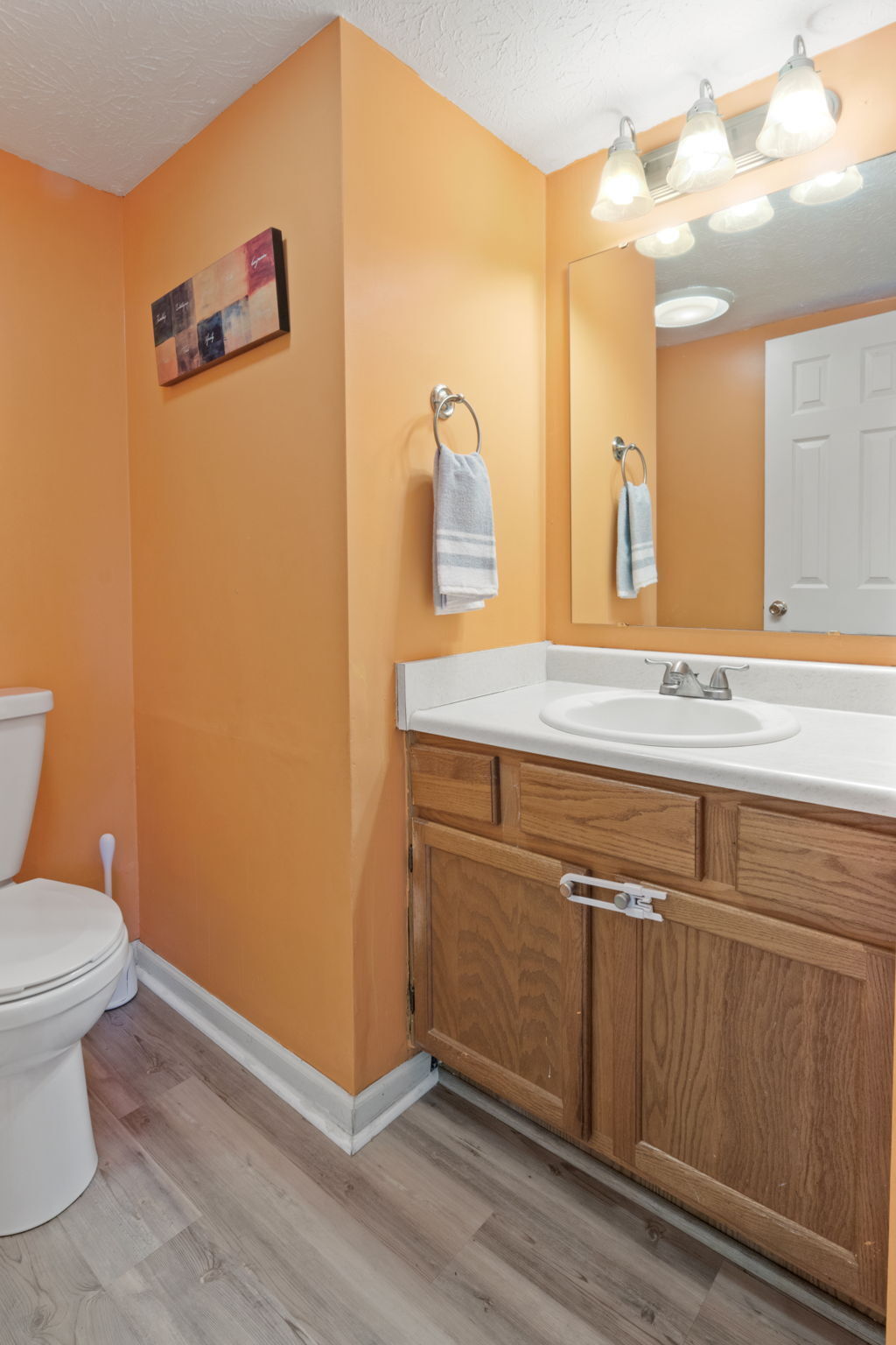 7950 Pine Lake Road Indianapolis, IN 46268 - Photo 11 of 35