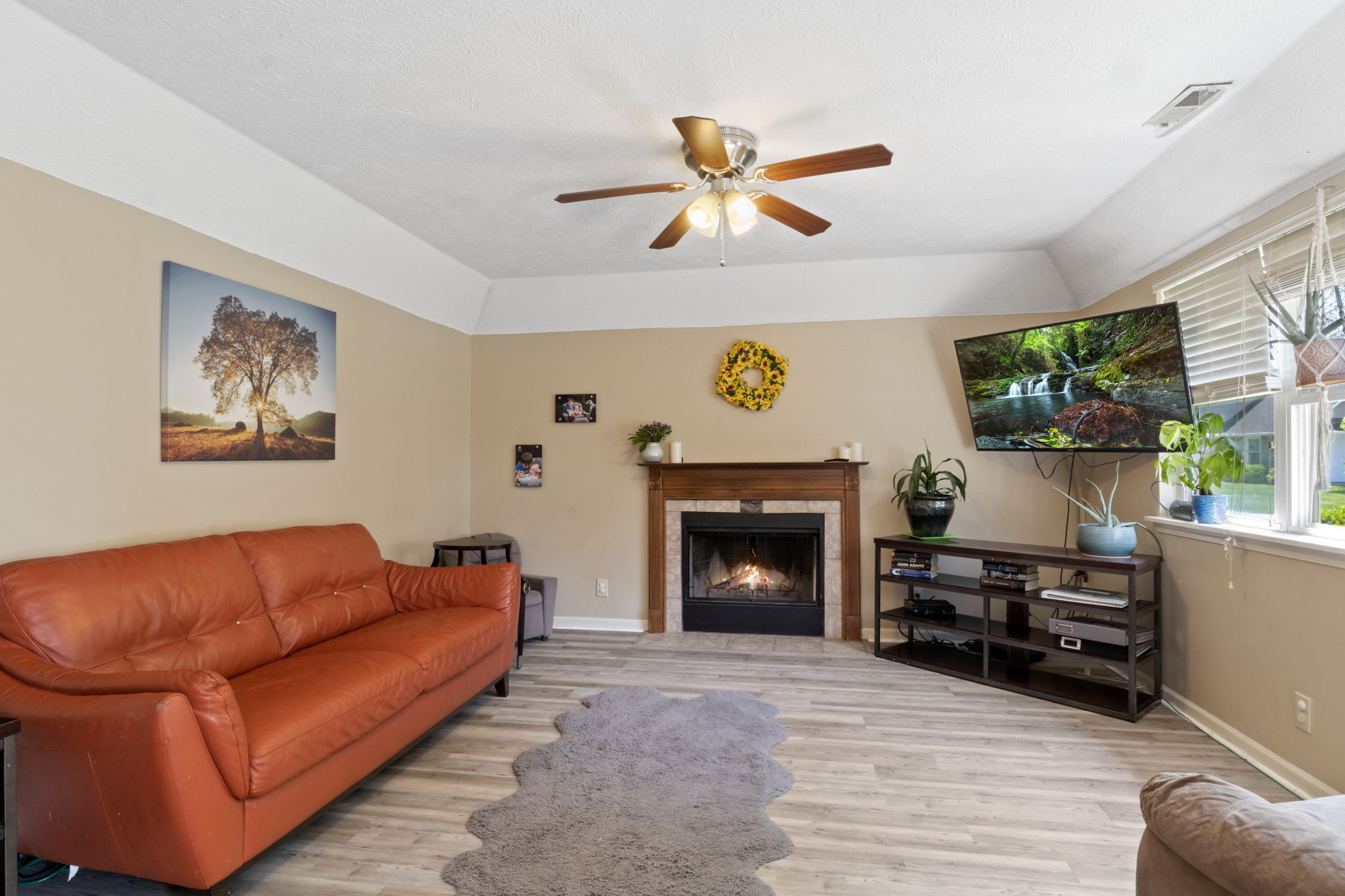 7950 Pine Lake Road Indianapolis, IN 46268 - Photo 17 of 35