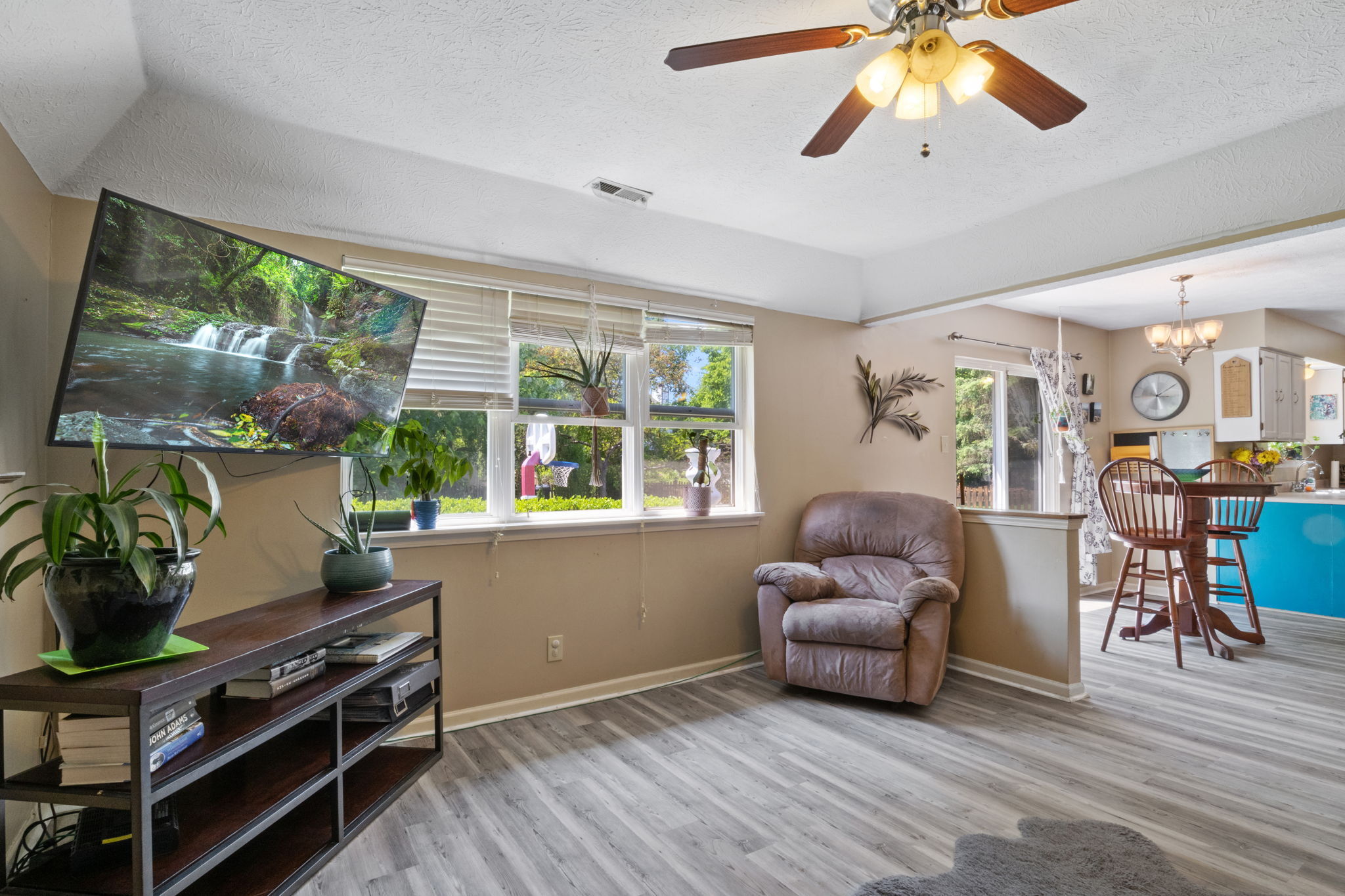 7950 Pine Lake Road Indianapolis, IN 46268 - Photo 18 of 35