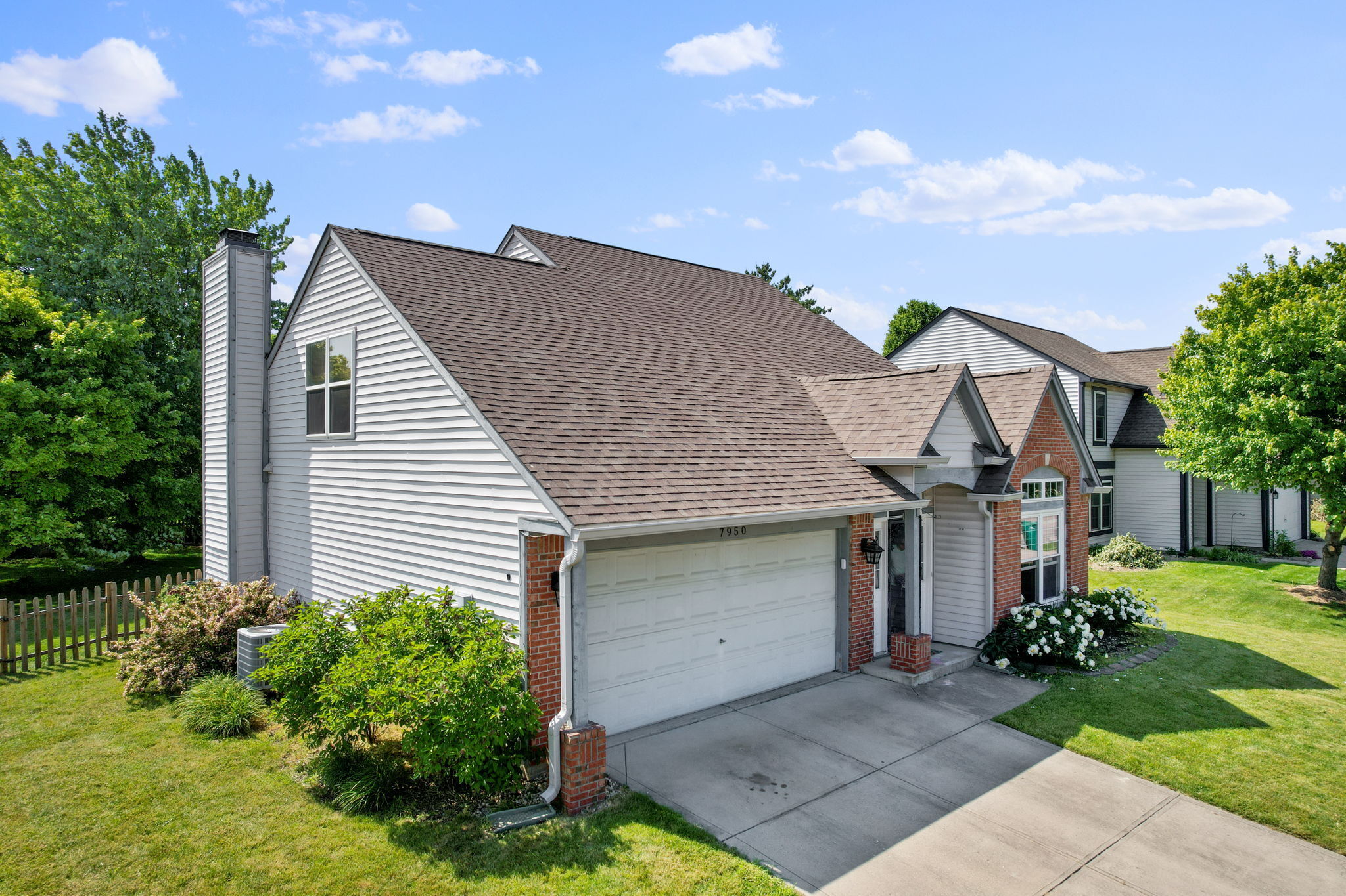 7950 Pine Lake Road Indianapolis, IN 46268 - Photo 2 of 35