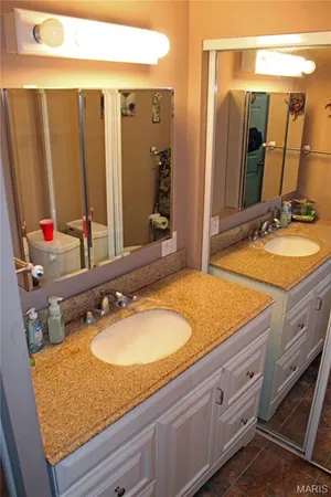 $525,000 | 3905 State Highway, Doniphan, MO 63935