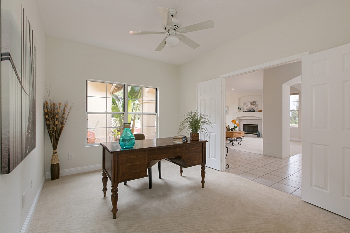 2020 Ridgecrest Place Escondido, CA 92029 - Photo 11 of 25 Gallery Image 11