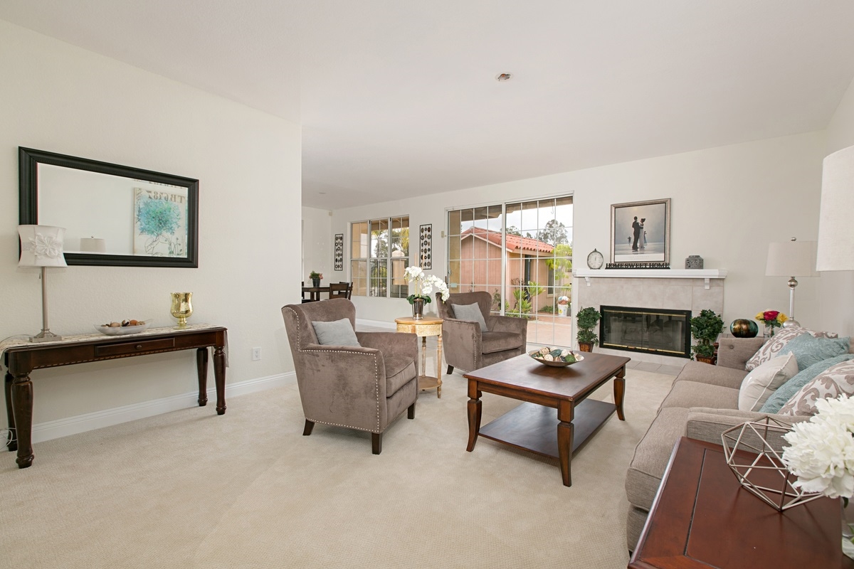 2020 Ridgecrest Place Escondido, CA 92029 - Photo 6 of 25 Gallery Image 6