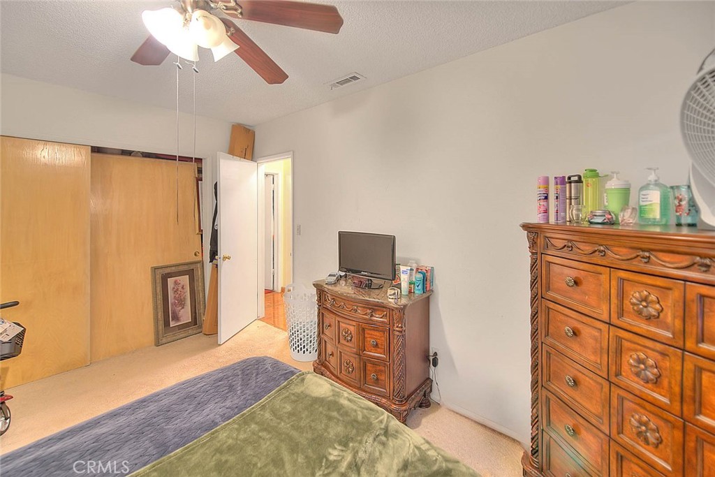 5737 Riverside Avenue Rialto, CA 92377 - Photo 27 of 33