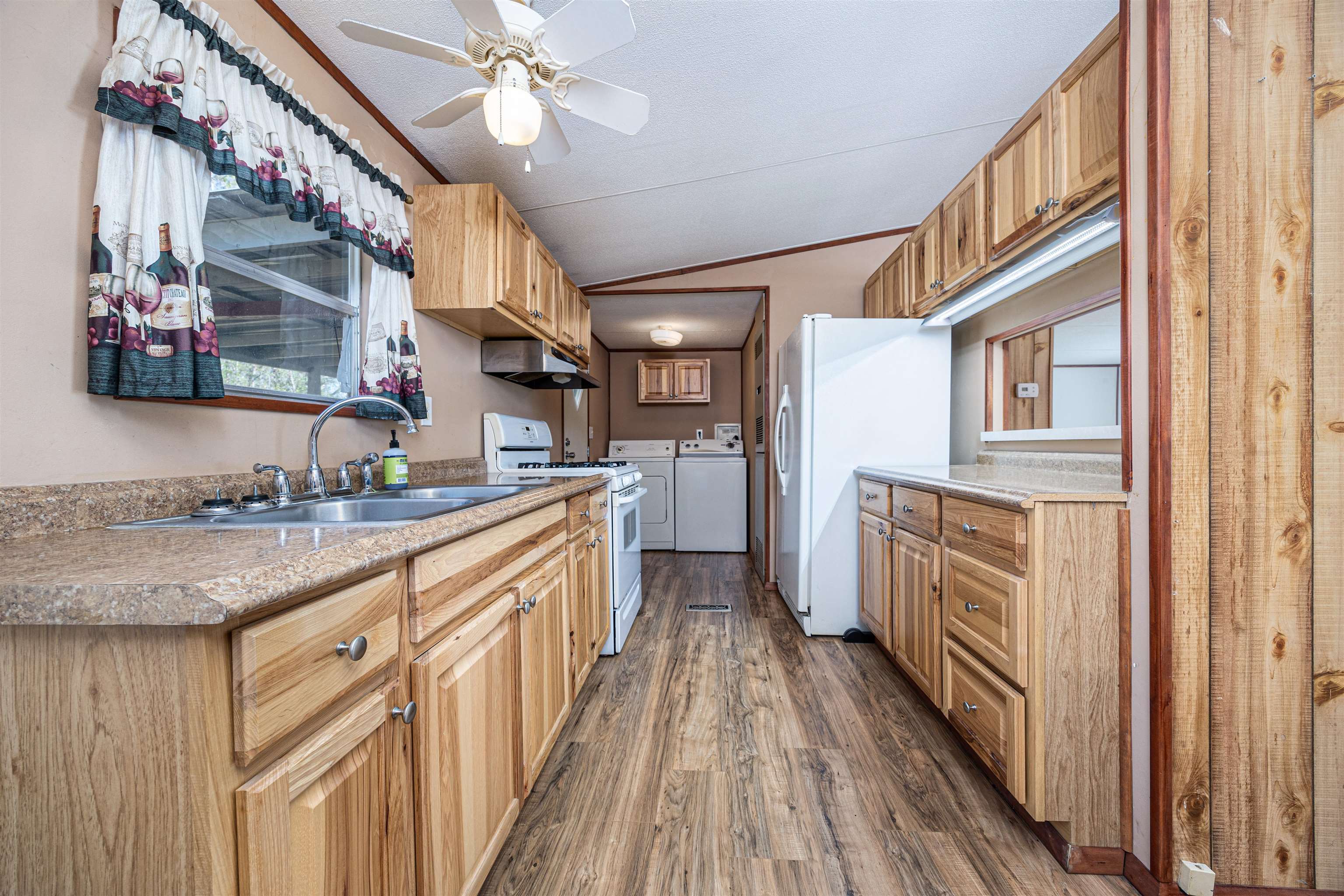 4717 Northeast Bellville Road Pinetta, FL 32350 - Photo 13 of 42 Gallery Image 13
