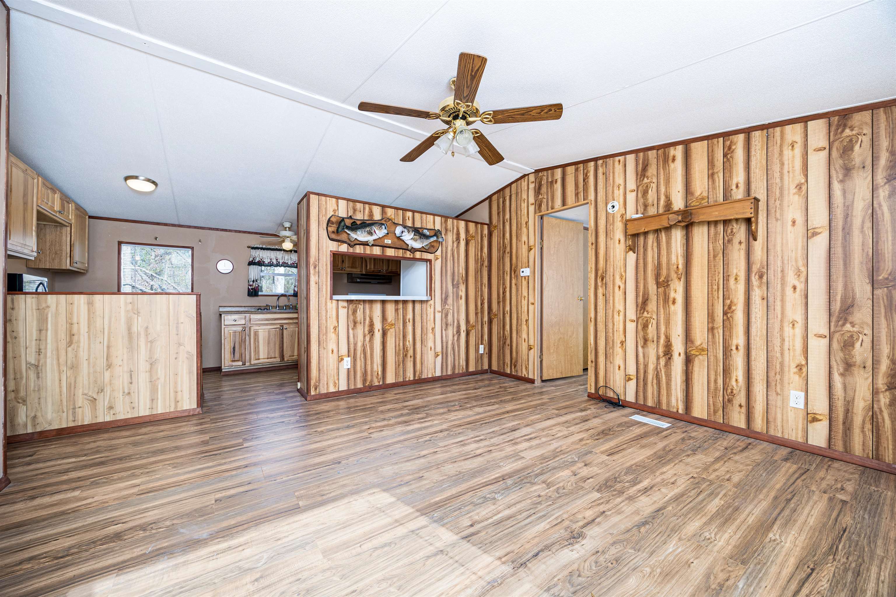 4717 Northeast Bellville Road Pinetta, FL 32350 - Photo 10 of 42 Gallery Image 10