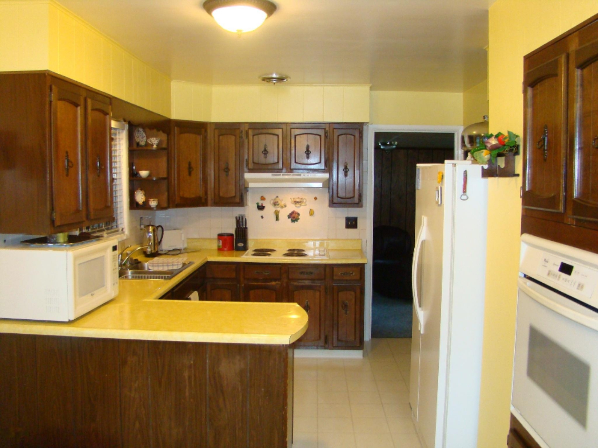 200 Elmside Road Benton Harbor, MI 49022 - Photo 2 of 49 DSC04119