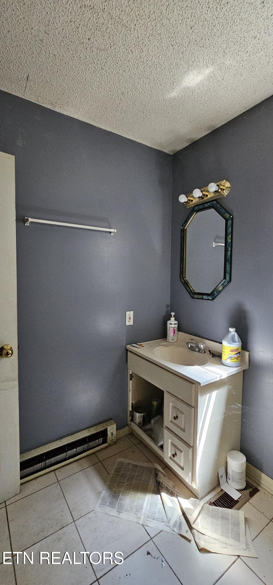 3219 Williams Oneida, TN 37841 - Photo 12 of 37 Resized_20250824_124629