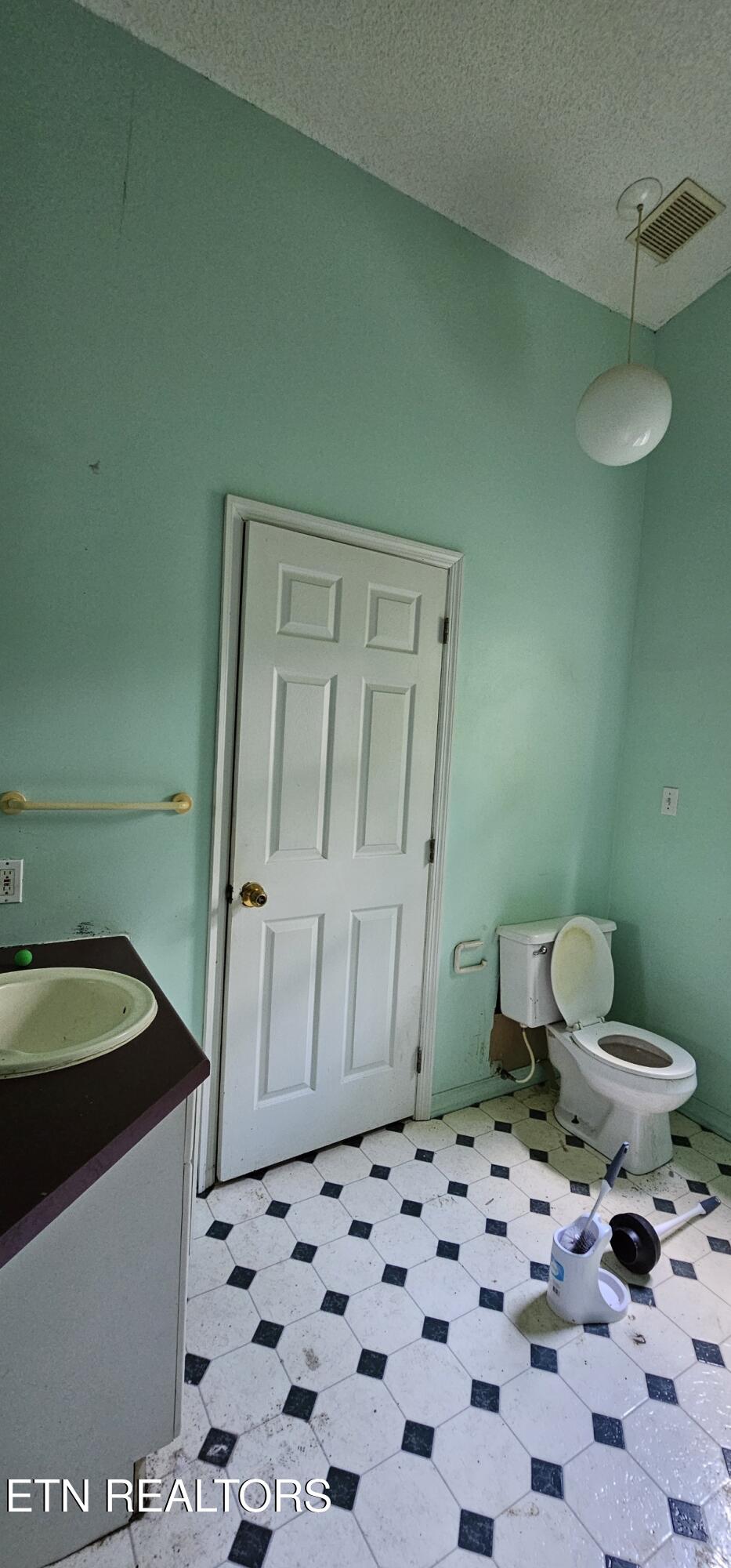 3219 Williams Oneida, TN 37841 - Photo 19 of 37 Resized_20250824_125151