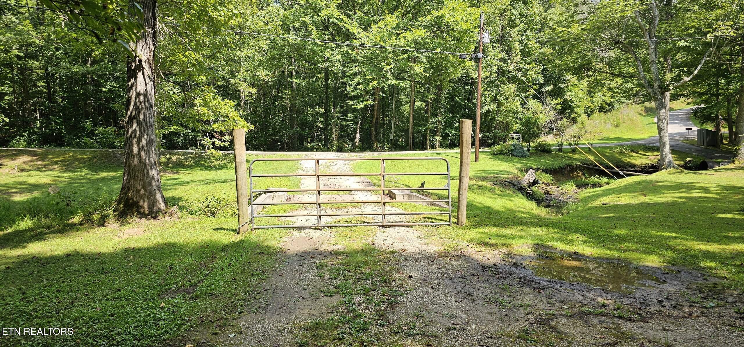 3219 Williams Oneida, TN 37841 - Photo 34 of 37 Resized_20250824_132730