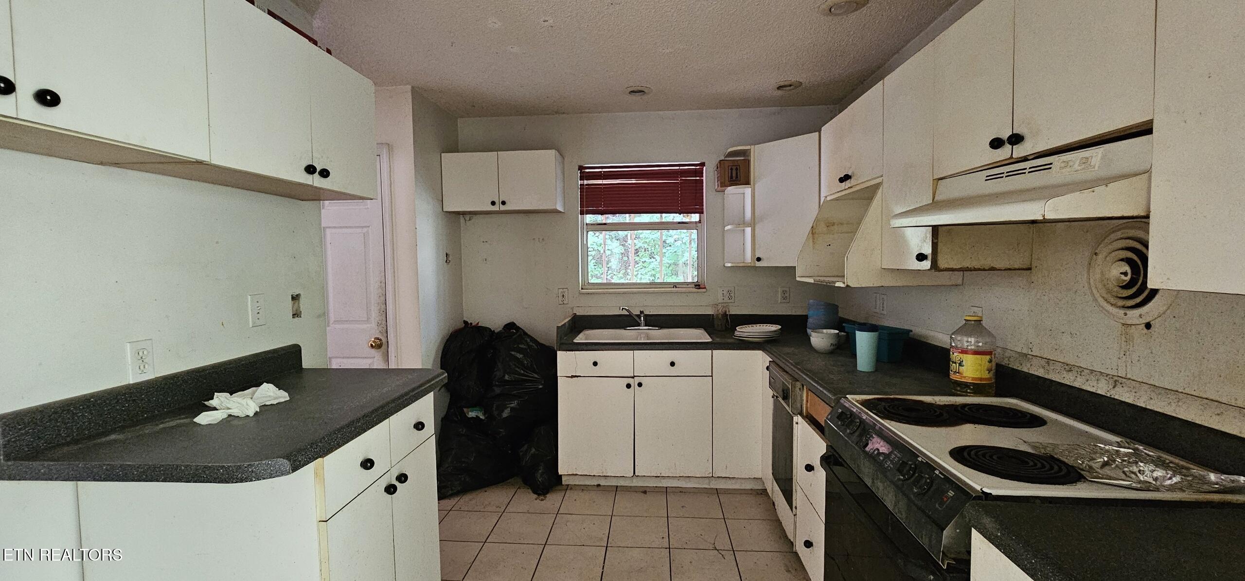 3219 Williams Oneida, TN 37841 - Photo 9 of 37 Resized_20250824_124715