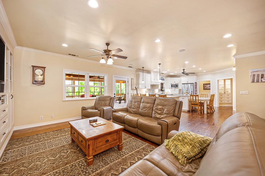 3557 Val Verde Road Loomis, CA 95650 - Photo 11 of 71