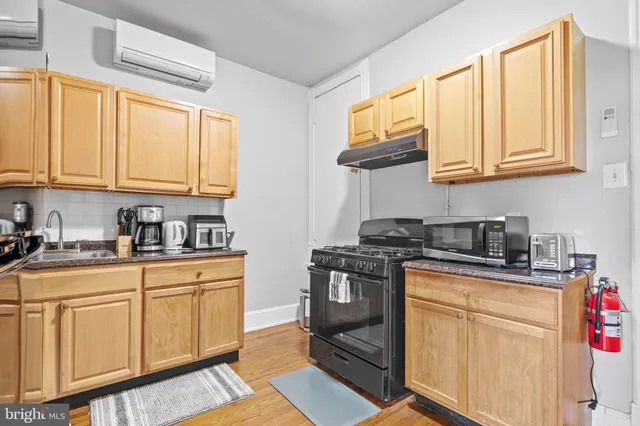 $1,189,000 | 28 T Street Northwest, Washington, DC 20001