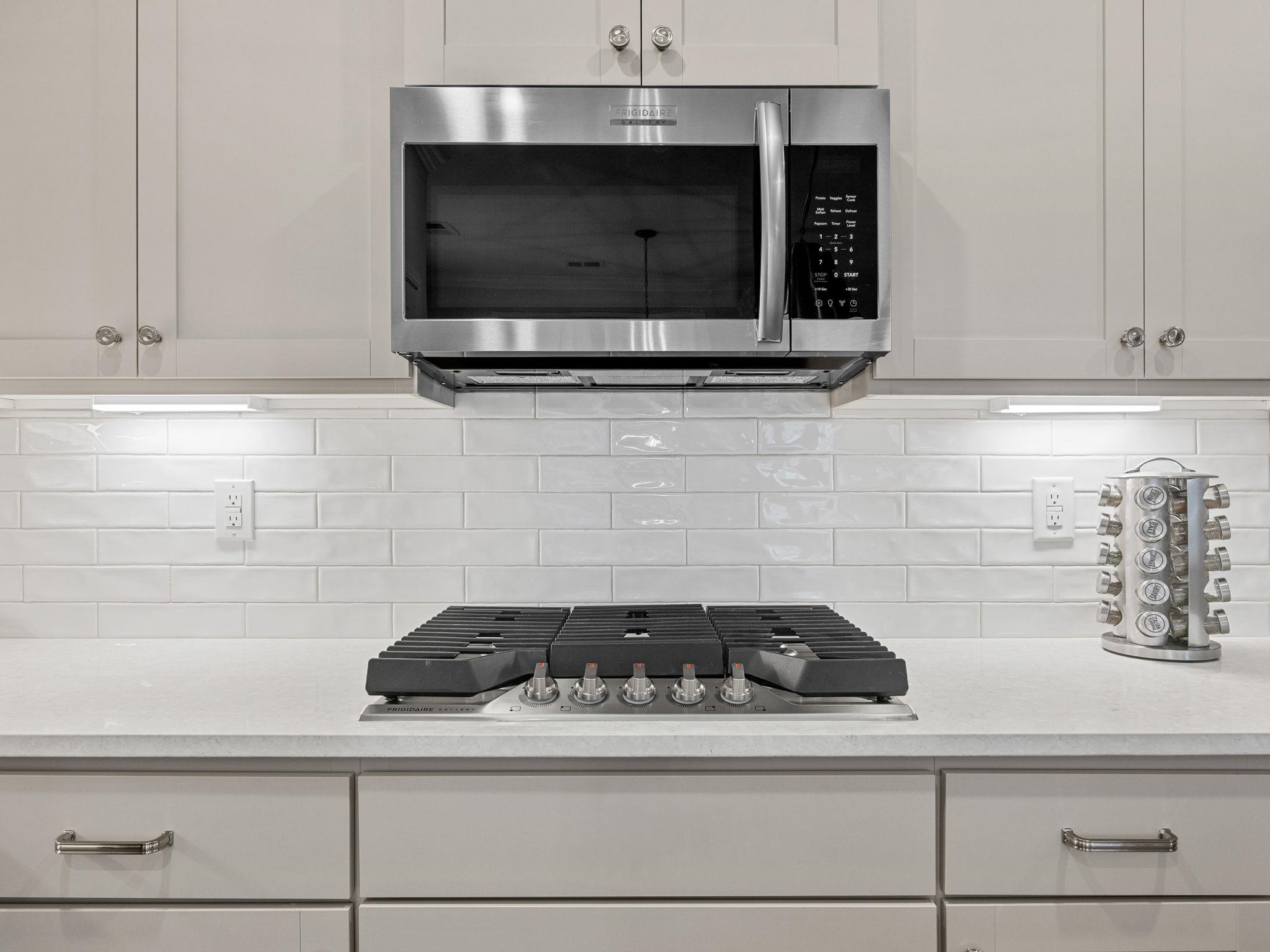 4427 Storehouse Run Boiling Springs, SC 29316 - Photo 17 of 40 Kitchen