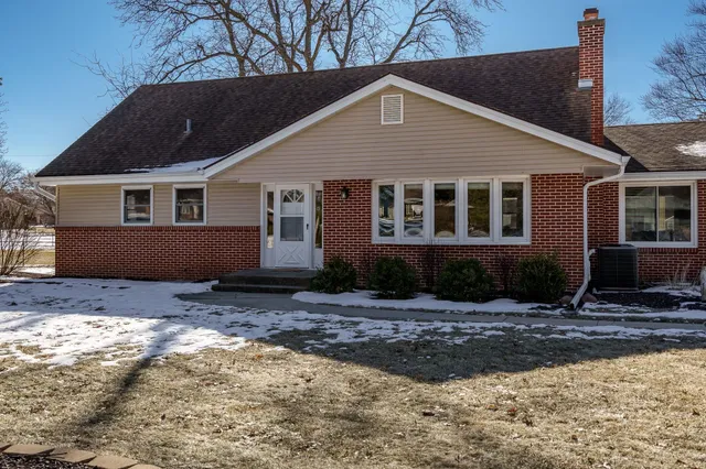 $240,000 | 4224 Stage Coach Trail, Rockford, IL 61101