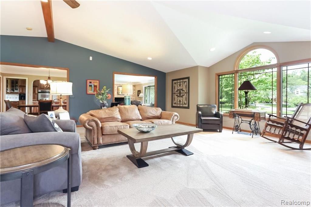 2317 Bunker Hill Road Rochester Hills, MI 48309 - Photo 4 of 25