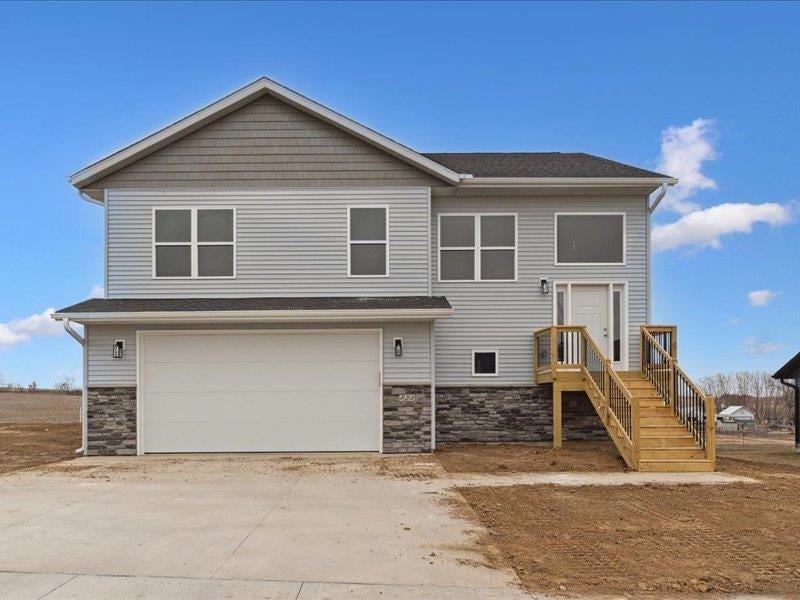 424 Galileo Drive Riverside, IA 52327 - Photo 1 of 32 Gallery Image 1
