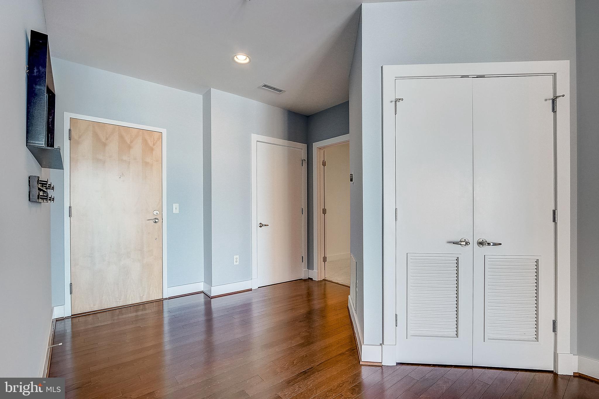 2772 Lighthouse Point East, Unit 217 Baltimore, MD 21224 - Photo 12 of 53