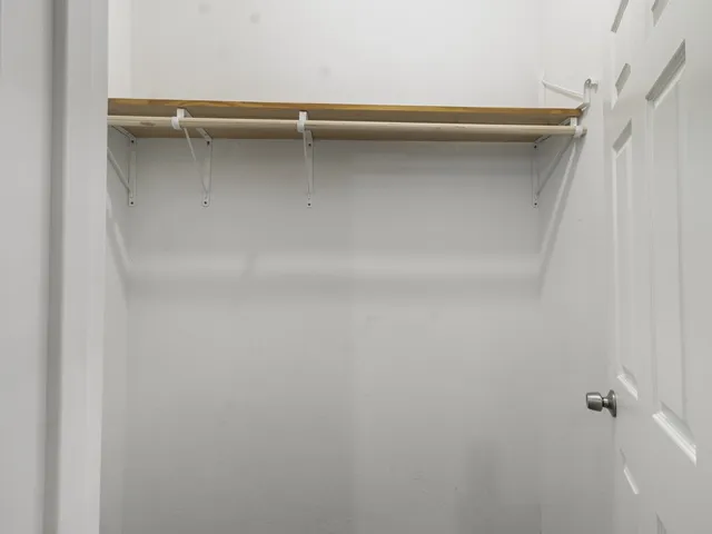 $574,000 | 143 Private Road 440, Buffalo, TX 75831