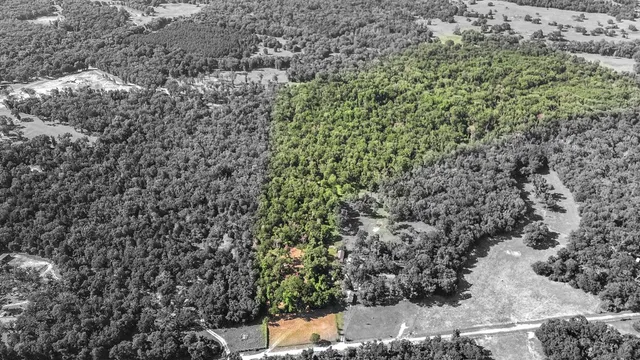 $574,000 | 143 Private Road 440, Buffalo, TX 75831