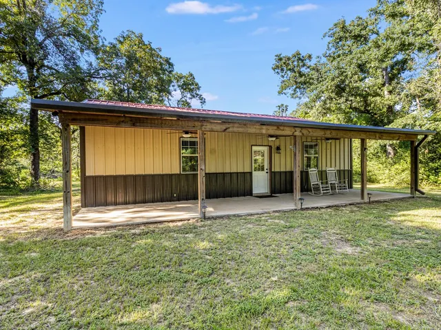 $574,000 | 143 Private Road 440, Buffalo, TX 75831