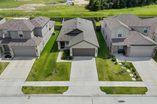 $260,000 | 1907 Sable Holw Drive, Houston, TX 77067
