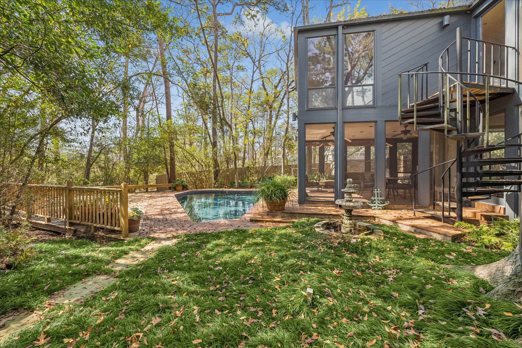 338 Hunters Trail Street Houston, TX 77024 - Photo 17 of 26