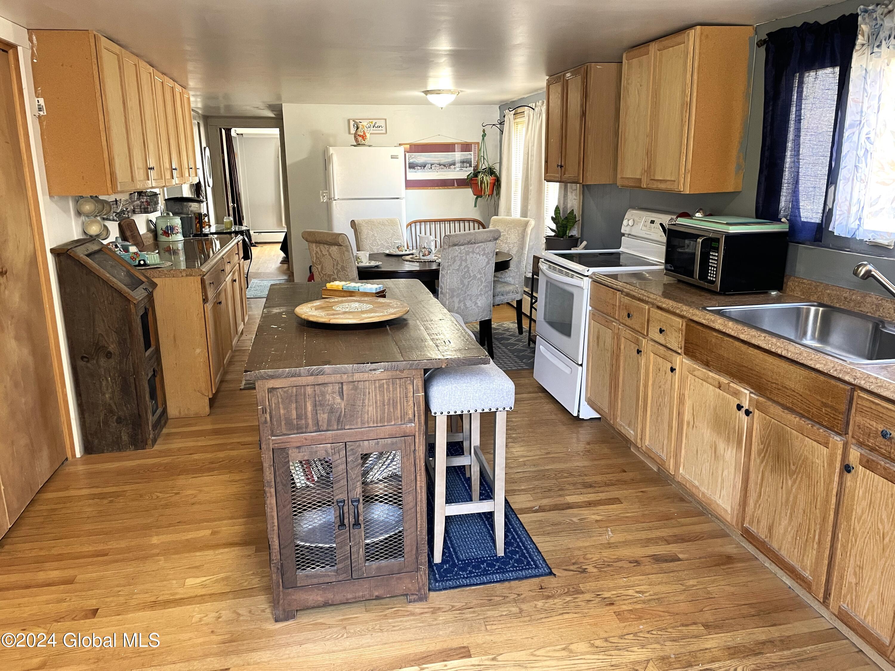 29 Grange Road Stephentown, NY 12168 - Photo 13 of 27 Spacious!