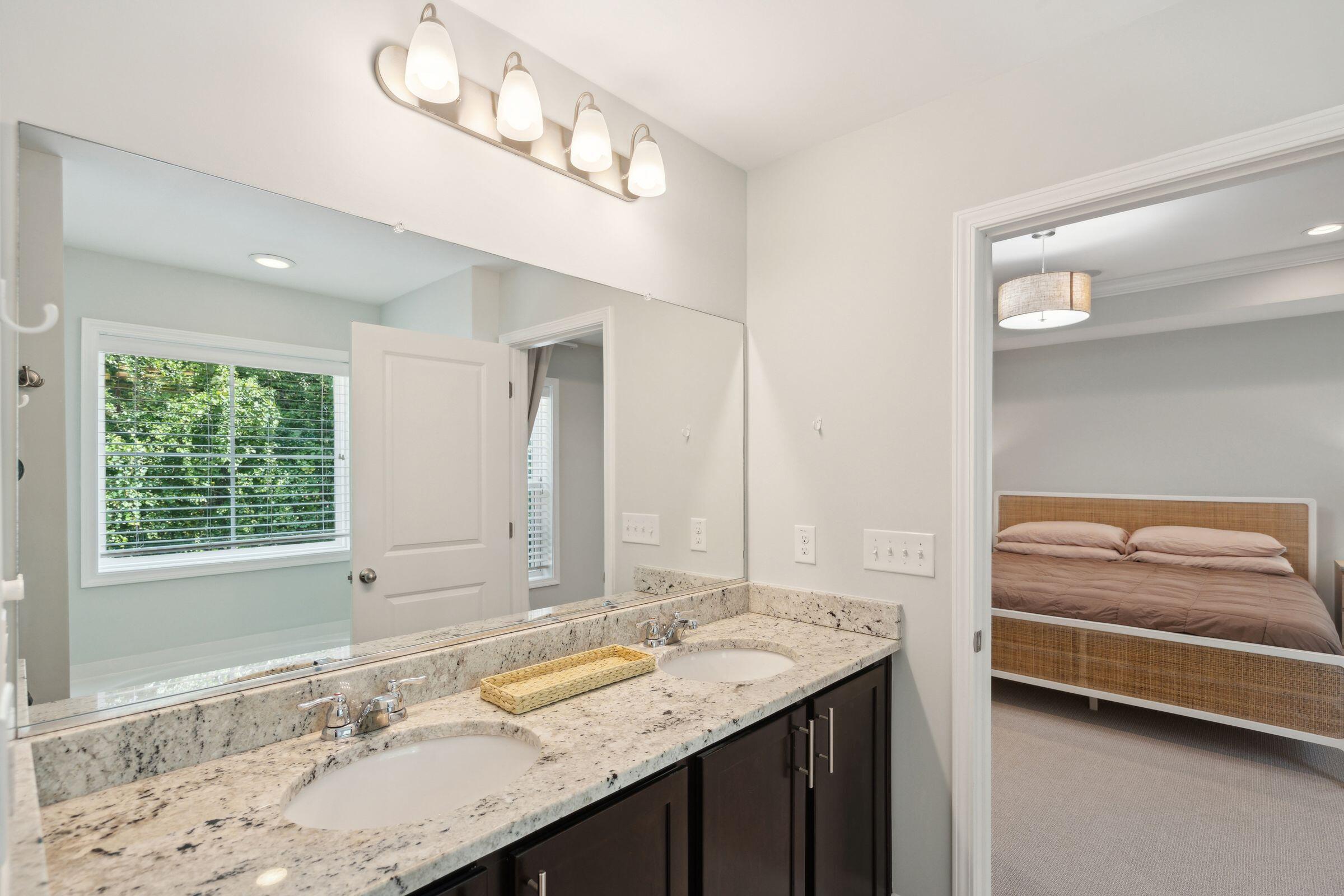 2133 Oyster Reef Lane Mount Pleasant, SC 29466 - Photo 18 of 37 2133 Oyster reef-KeenEyeMarketing-037