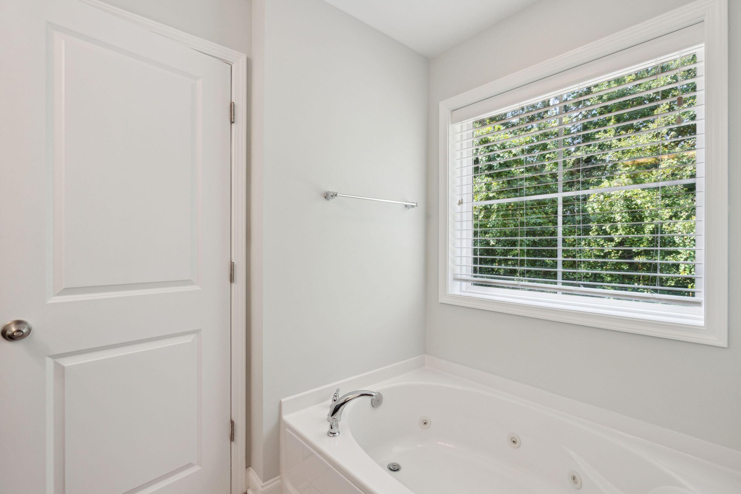 2133 Oyster Reef Lane Mount Pleasant, SC 29466 - Photo 20 of 37 2133 Oyster reef-KeenEyeMarketing-035