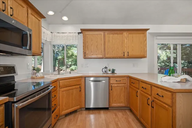 $548,500 | 16920 North Woodcrest Court, Colbert, WA 99005