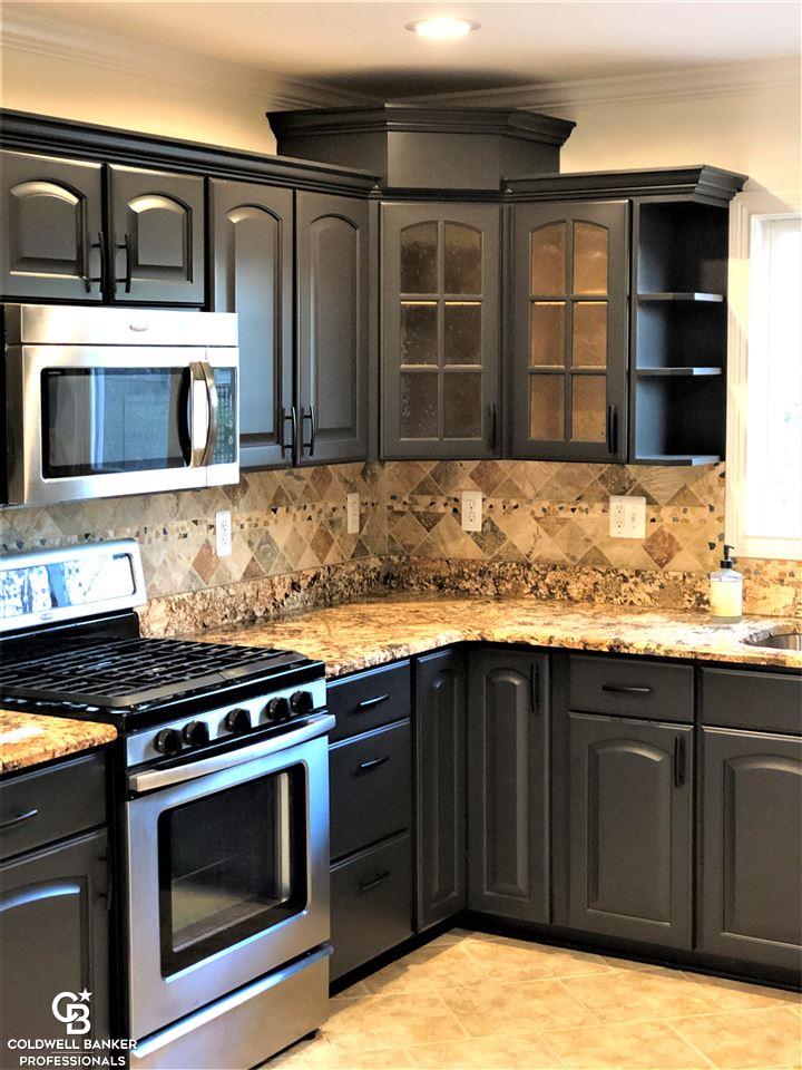 2510 Dearborn Avenue Rochester Hills, MI 48309 - Photo 14 of 48