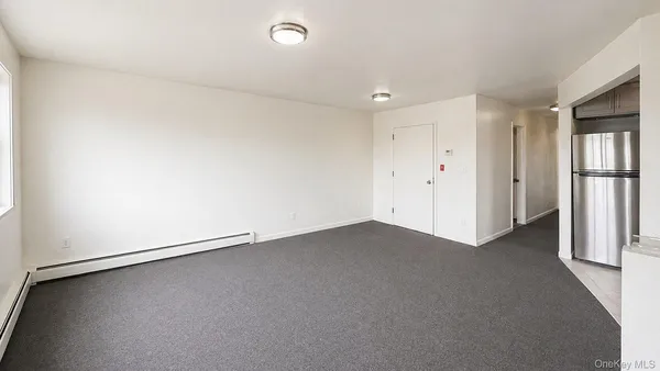 $2,800 | 334 Beach 87th Street, Unit 2 | Hammels