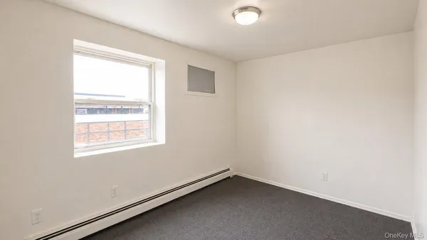 $2,800 | 334 Beach 87th Street, Unit 2 | Hammels