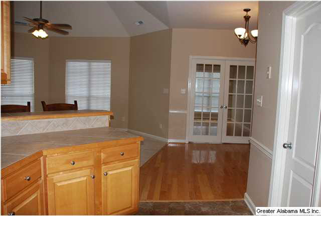 201 Queens Gate Alabaster, AL 35114 - Photo 8 of 22