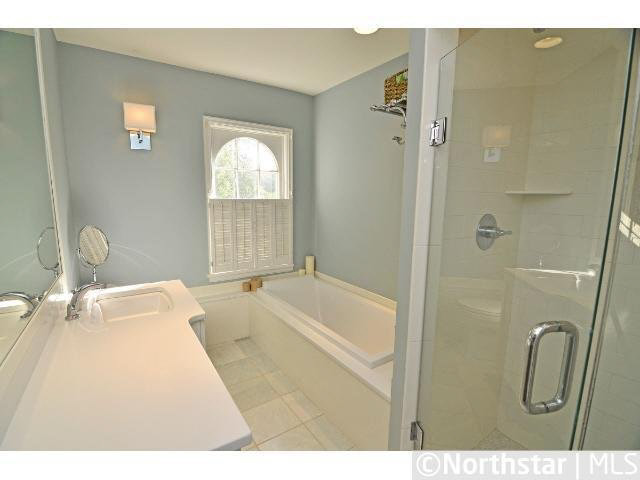 152 Hawthorne Road Hopkins, MN 55343 - Photo 13 of 18