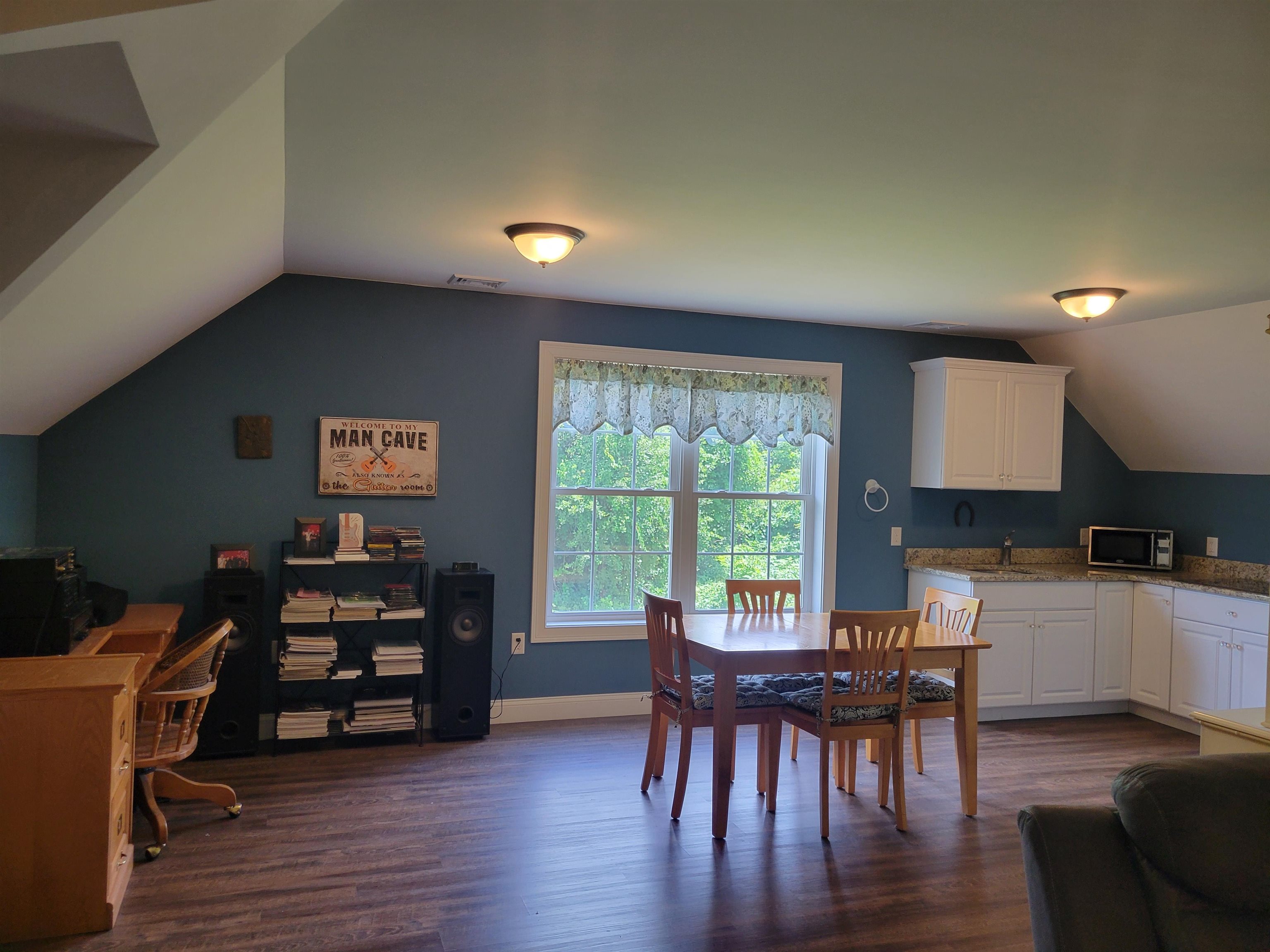 7 Harvest Road Windham, NH 03087 - Photo 36 of 49