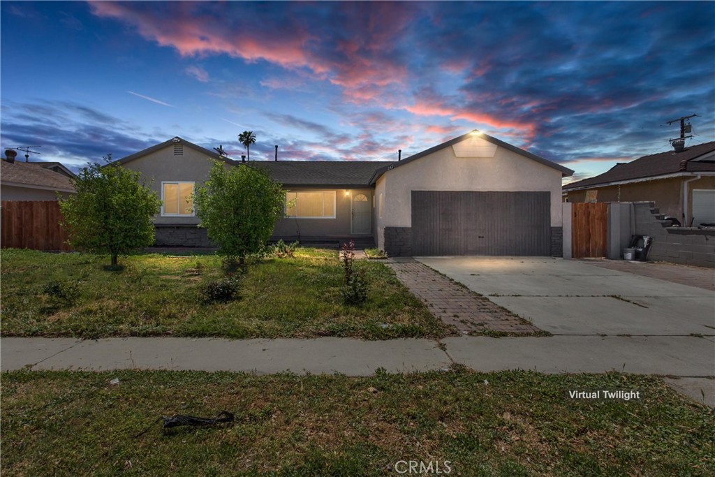 247 Grant Street Rialto, CA 92376 - Photo 1 of 40