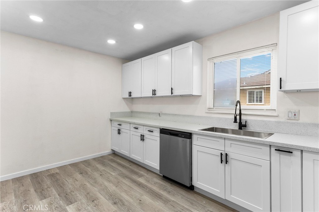 247 Grant Street Rialto, CA 92376 - Photo 11 of 40