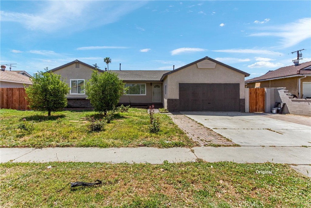 247 Grant Street Rialto, CA 92376 - Photo 2 of 40