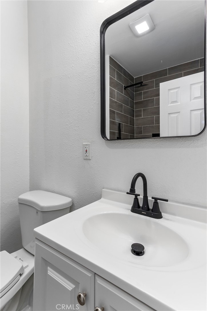 247 Grant Street Rialto, CA 92376 - Photo 30 of 40 ADU Bathroom