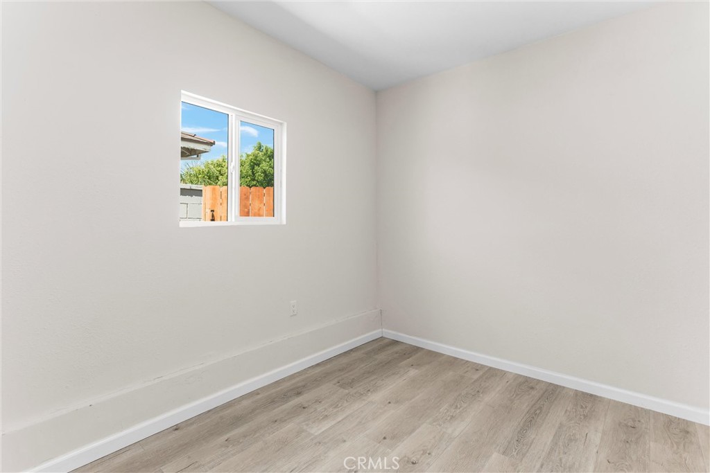 247 Grant Street Rialto, CA 92376 - Photo 32 of 40 Bedroom #6 (ADU)