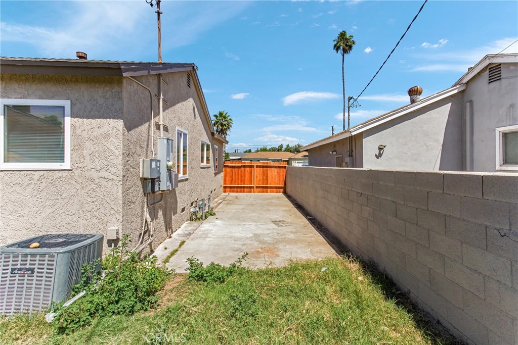247 Grant Street Rialto, CA 92376 - Photo 39 of 40