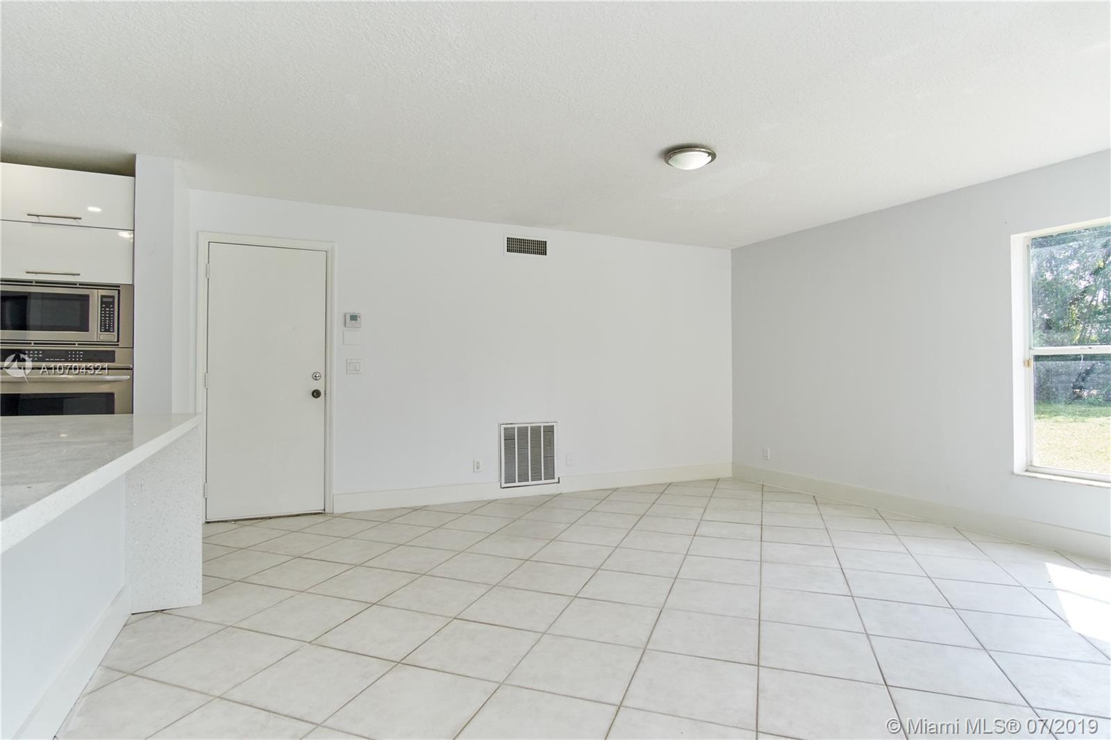 10646 Wheelhouse Circle Boca Raton, FL 33428 - Photo 17 of 34