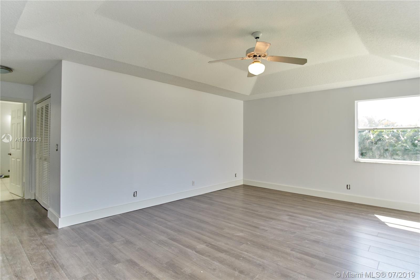 10646 Wheelhouse Circle Boca Raton, FL 33428 - Photo 21 of 34 MASTER BEDROOM