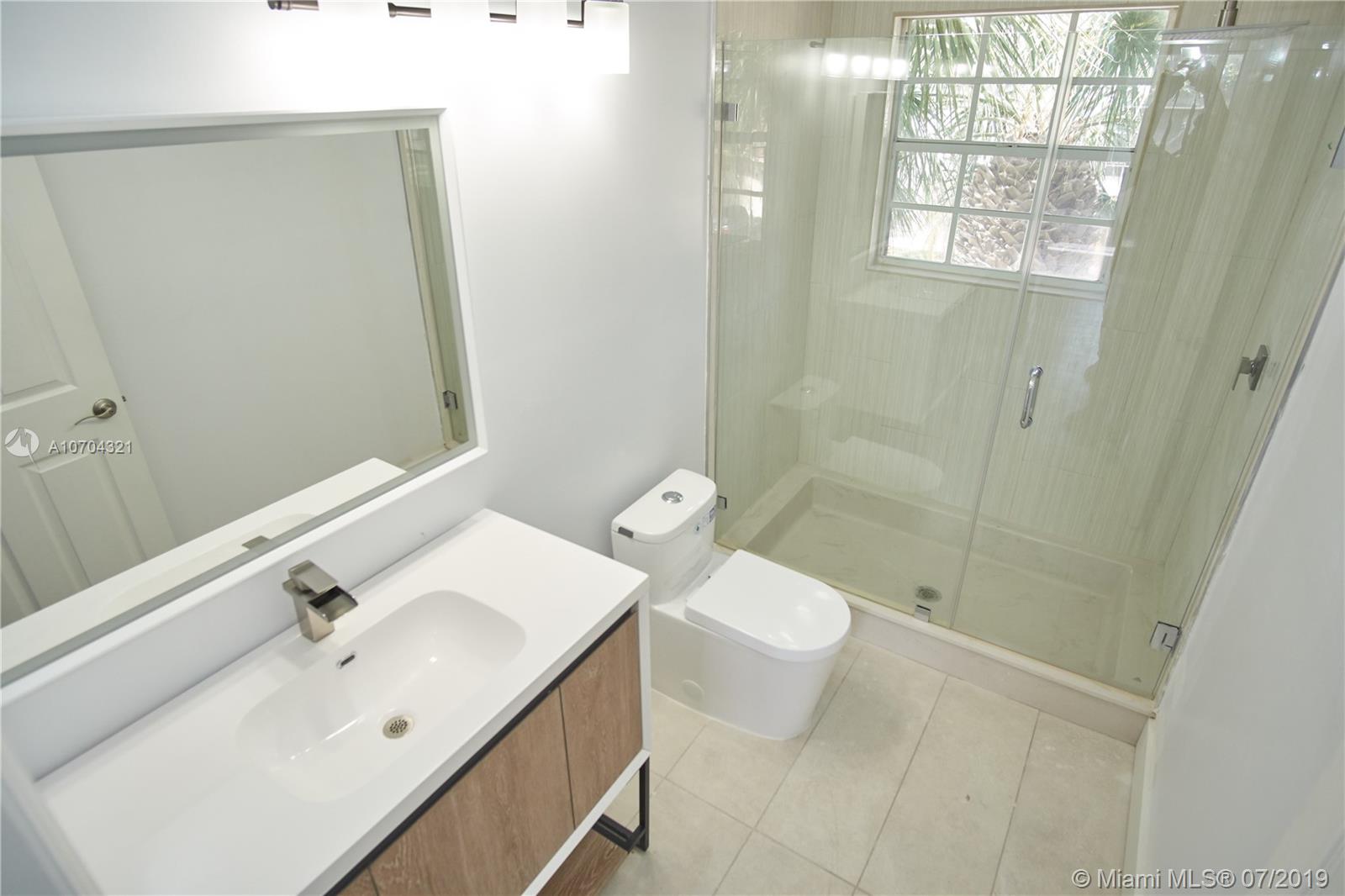 10646 Wheelhouse Circle Boca Raton, FL 33428 - Photo 31 of 34 BEDROOM #2 WITH BATHROOM