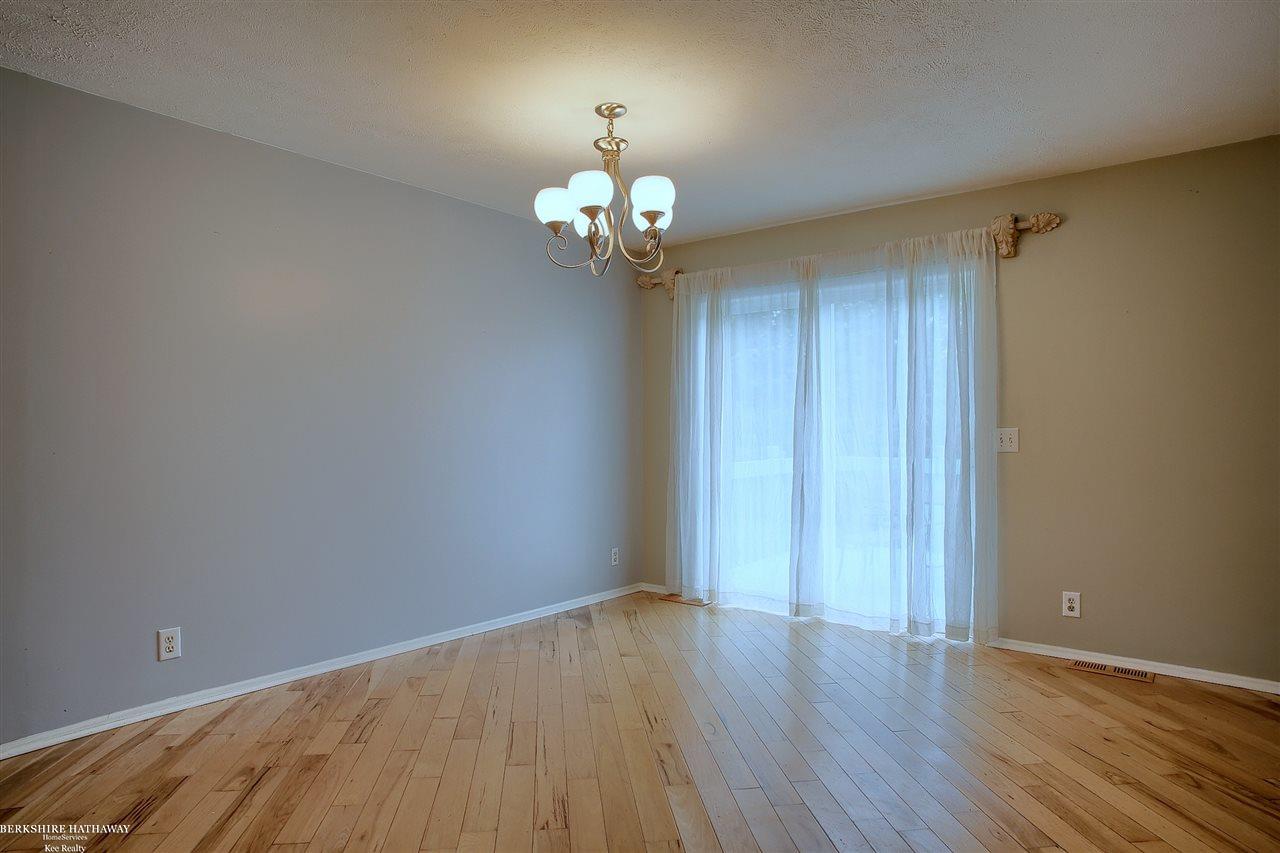73100 McFadden Road Armada, MI 48005 - Photo 9 of 32 31384766-8.JPG