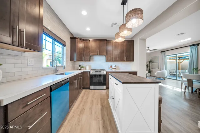 $405,000 | 3702 West Mccauley Court, Phoenix, AZ 85086