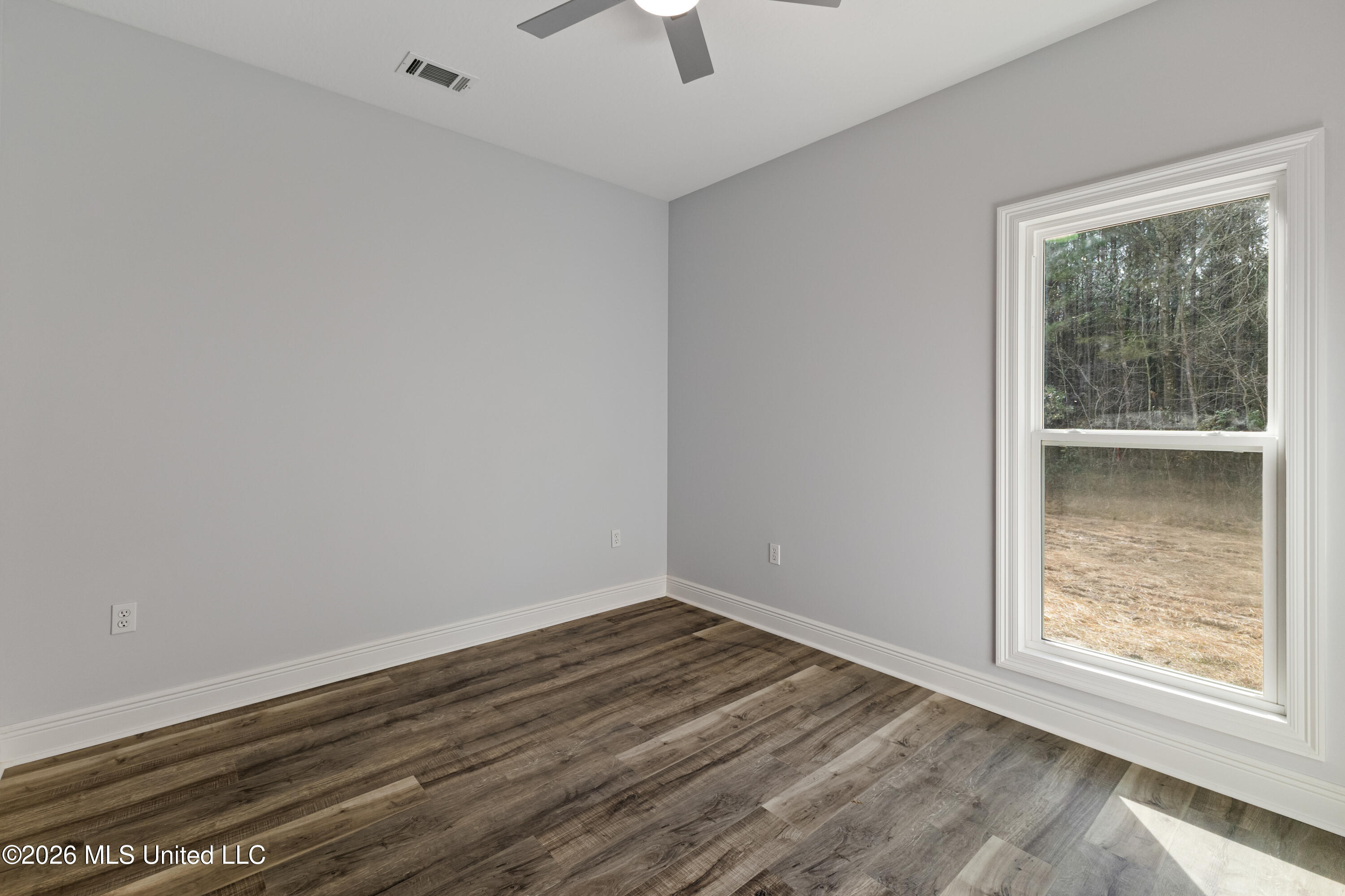 534 R V Lindley Road Moselle, MS 39459 - Photo 16 of 39 534_R_V_Lindley_Rd-22